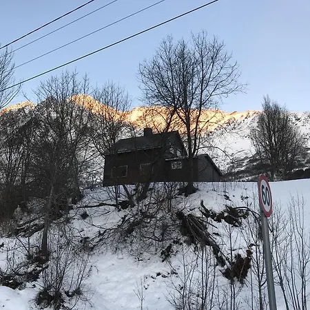 Kjelkebakken Gard Lyngseidet