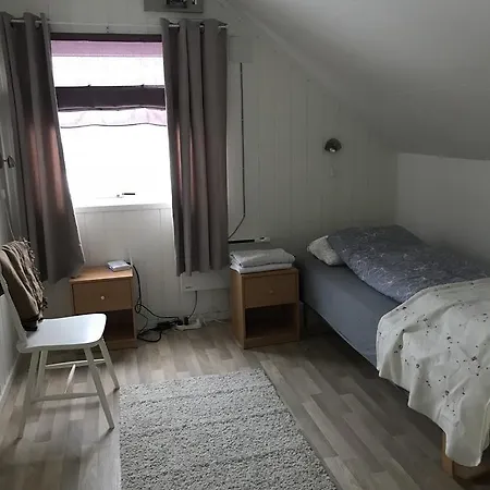 Kjelkebakken Gard ファームステイ Lyngseidet