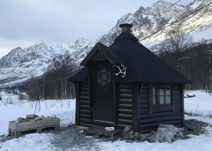 Kjelkebakken Gard * Lyngseidet